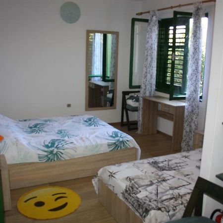 As Apartman Apartment โรวีน ภายนอก รูปภาพ